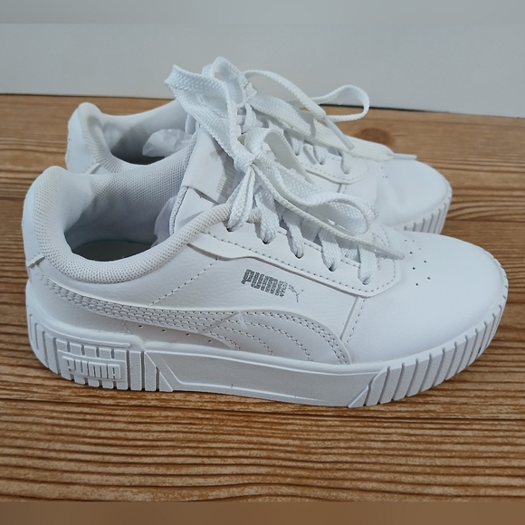 Puma‎ Kids Classic White Sneakers - Picture 2 of 9